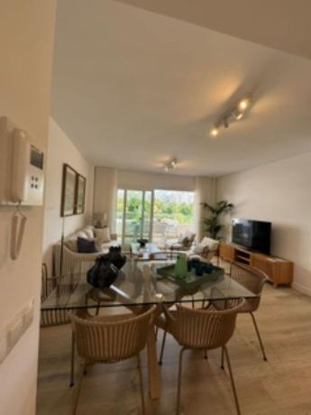 Venta de piso en Piso en Rodeo Alto-Guadaiza-La Campana, Marbella, Marbella
photo 1