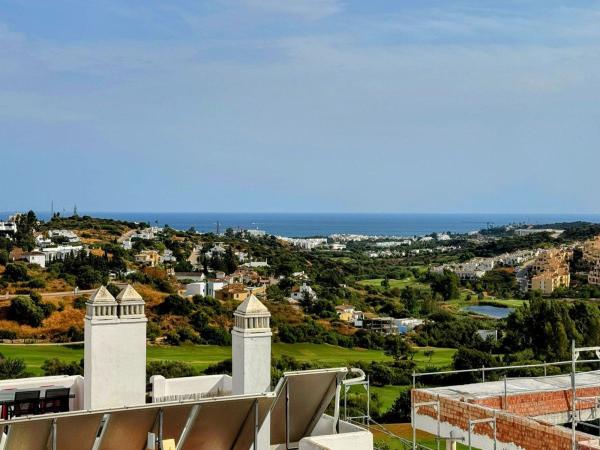 Mansarda na sprzedaż w Ático en Valle Romano Golf, Estepona, Estepona photo 1