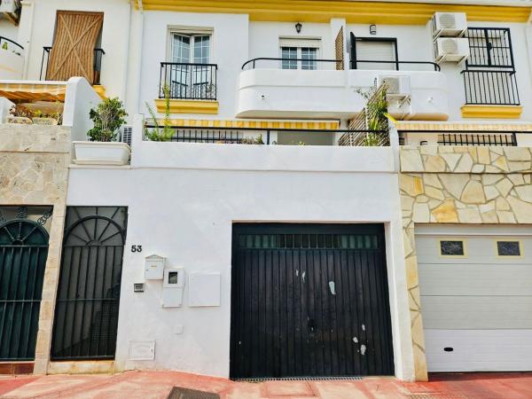 Chalet adosado en Calle Brezo s/n, Arroyo de la Miel, Benalmádena photo 4
