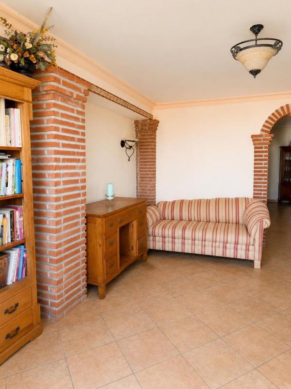 Venta de chalet adosado en  Chalet adosado en Calle Huelva, 12, Casco Antiguo, Marbella , Marbella photo 5