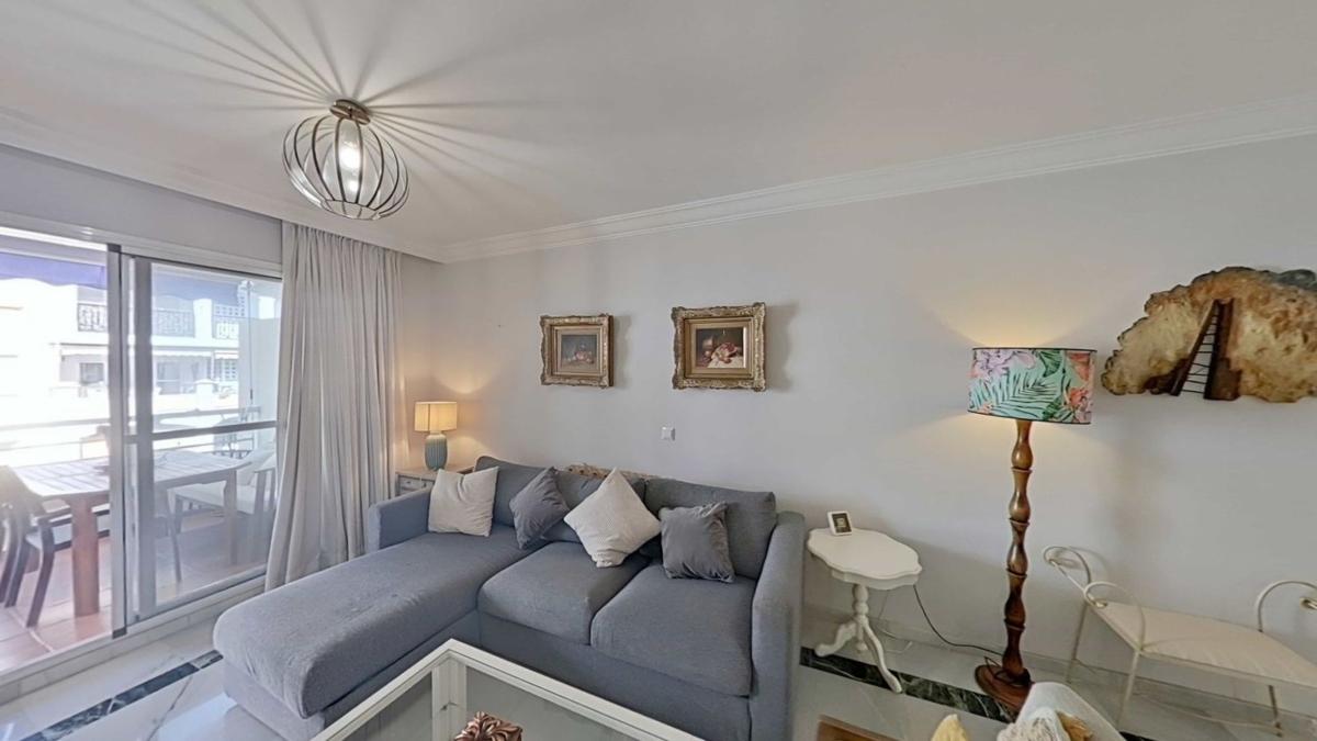 Sprzedaż mieszkania w Piso en Avenida Conde Rudi, La Carolina-Guadalpín, Marbella, Marbella
 photo 5