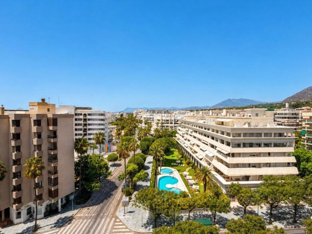 Sprzedaż mieszkania w Piso en Playa de la Fontanilla, Marbella, Marbella
 photo 2
