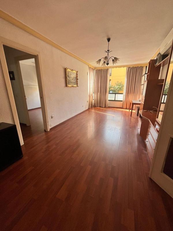 Sale of apartment in Piso en Calle Jeddah, Divina Pastora, Marbella, Marbella
photo 2