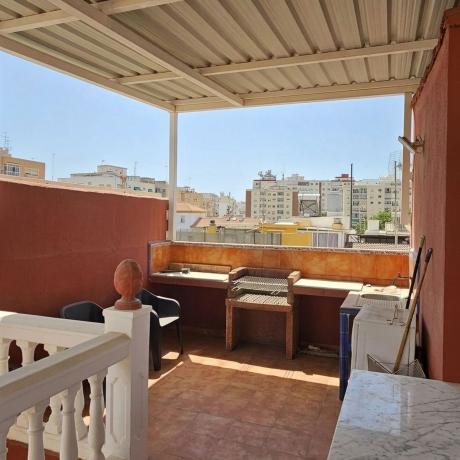 Chalet adosado en Calle José Luis Narbona, 3, Los Castillejos - La Trinidad, Málaga photo 4