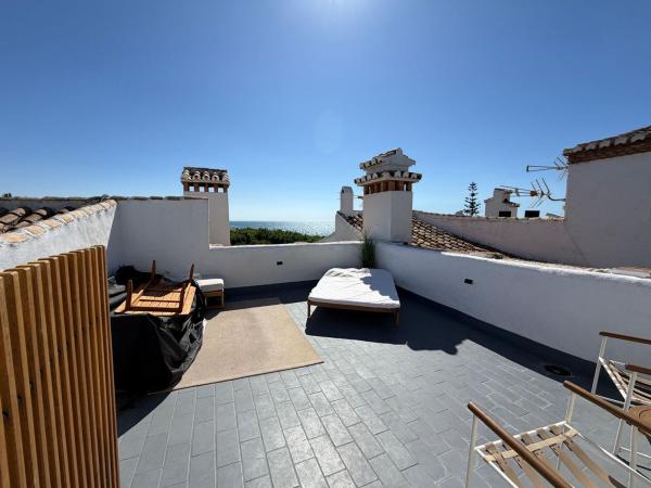 Ático en venta en Ático en Urbanizacion Belindas Playa, 1, Sitio de Calahonda, Mijas, Mijas photo 1