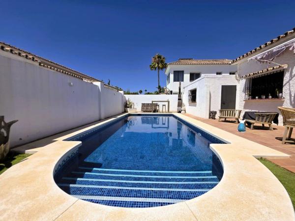 Casa o chalet independiente en Paraiso-Barronal, Estepona photo 3