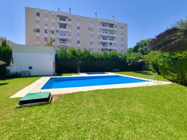 Venta de piso en Piso en Calle Maestro Solano, Manantiales - Estación de Autobuses, Torremolinos, Torremolinos
photo 1