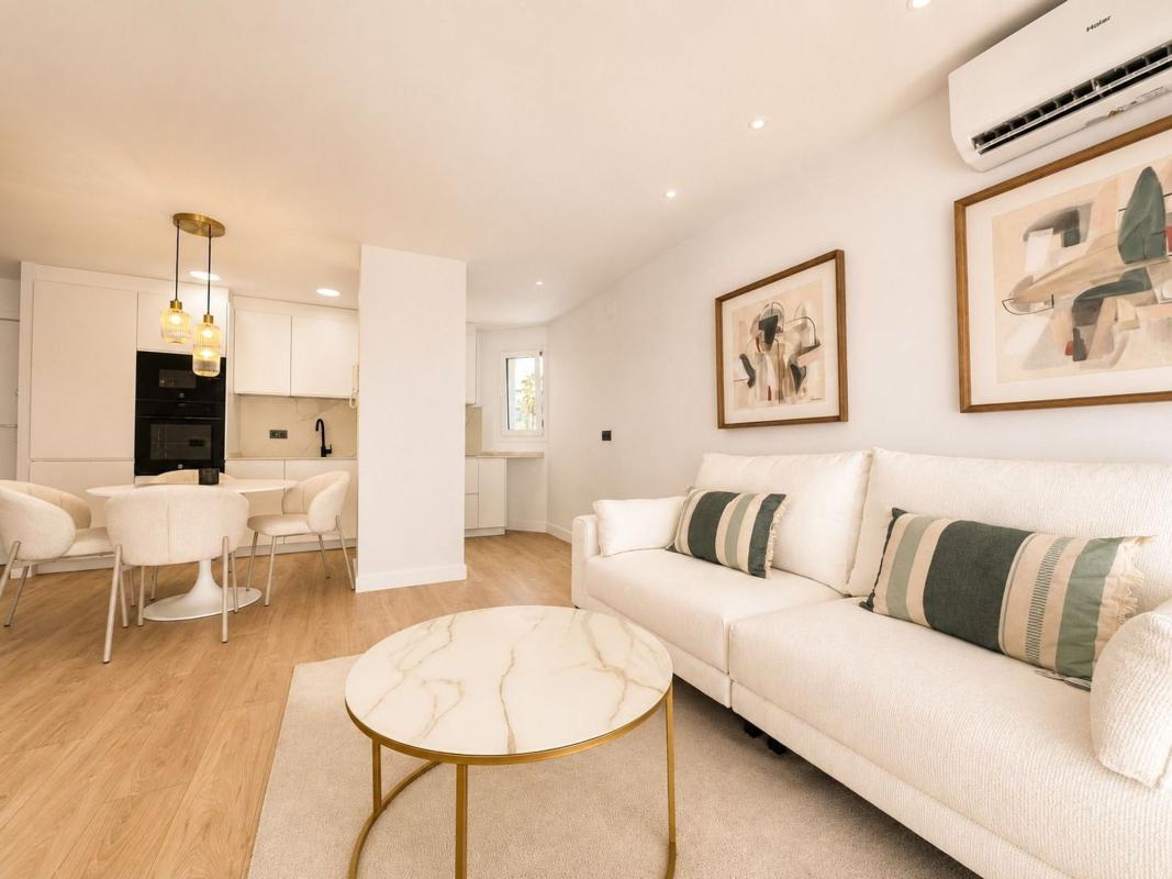 Venta de piso en Piso en Arias Maldonado, 2, Ricardo Soriano, Marbella, Marbella
photo 3