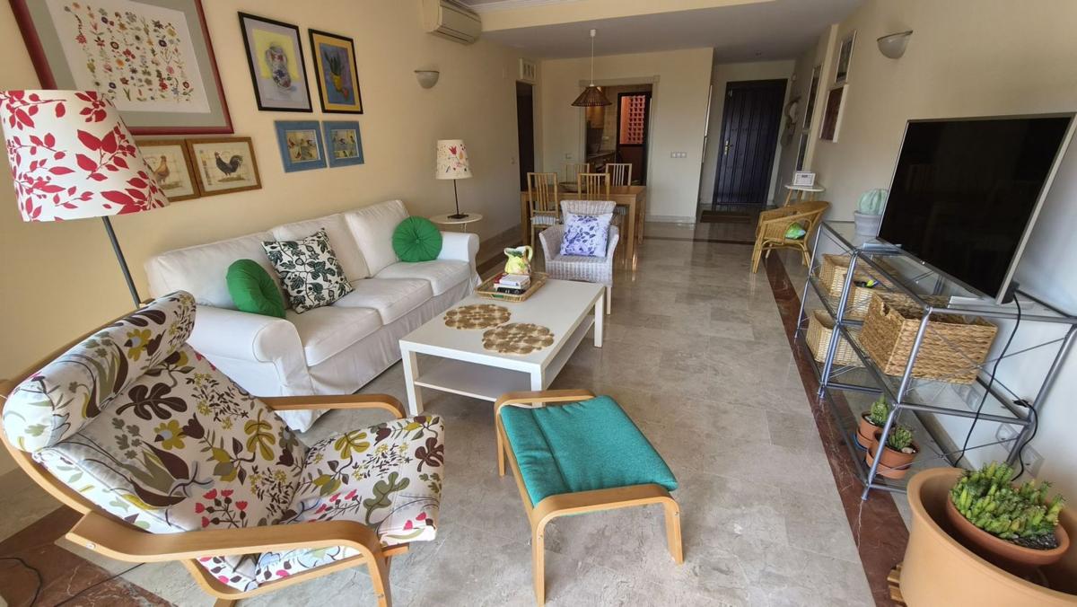 Продажа квартиры на Piso en Torre la Sal, Buenas Noches, Estepona, Эстепона
photo 3