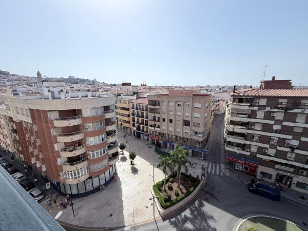 Venta de piso en Piso en Plaza Reyes Catolicos, Camino Viejo de Málaga, Vélez-Malaga, Vélez-Malaga
thumbnail 2