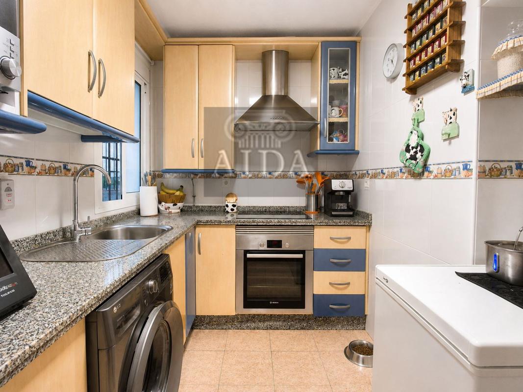Продажа квартиры на Piso en Sierra de Estepona-Avda de Andalucia, Estepona, Эстепона
photo 5