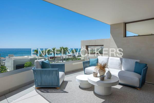Sale of flat in Piso en Torre del Velerín, Urbanización Velaya, El Velerín, Estepona, Estepona
 photo 2