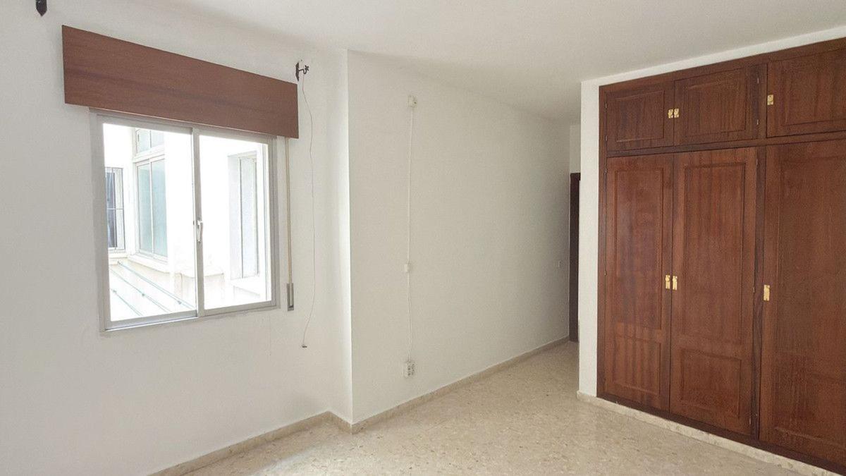 Venta de piso en Piso en Zona Puerto Deportivo, Fuengirola, Fuengirola
photo 5