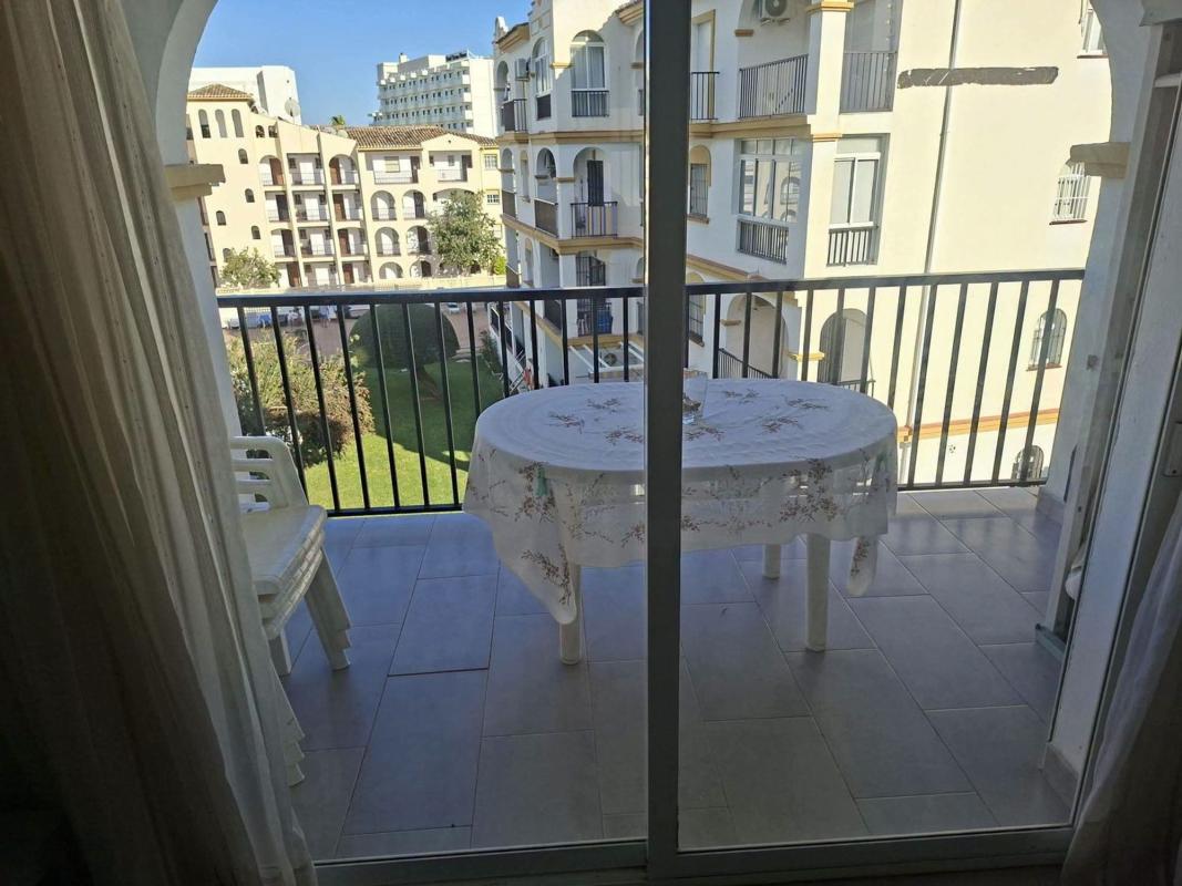 Sprzedaż mieszkania w Piso en Costa de la Carihuela, 59, La Carihuela - Los Nidos, Torremolinos, Torremolinos
photo 4