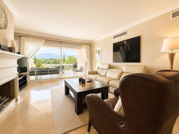 Продажа квартиры на Piso en Flamingos, 166, Bel-Air, Estepona, Эстепона
thumbnail 3