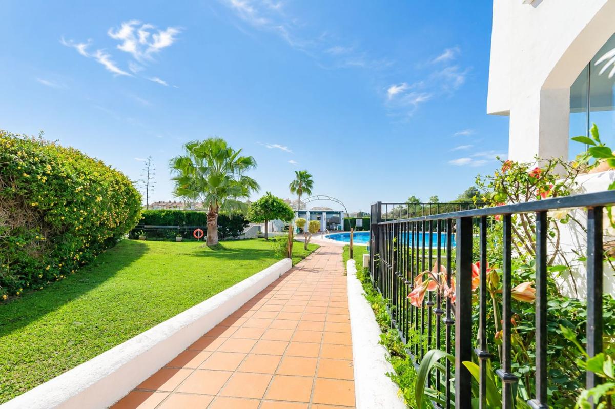 Продажа квартиры на Piso en Calle Bartolome Florido s/n, Arroyo de la Miel, Benalmádena, Бенальмадена
photo 5