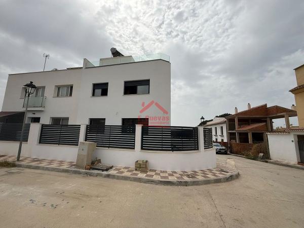 Chalet pareado en Almayate Bajo, Vélez-Malaga photo 3
