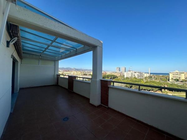 Ático en venta en Ático en Calle Villanueva de Tapia, 14, Finca el Pato - Torre del Río, Málaga, Málaga thumbnail 2