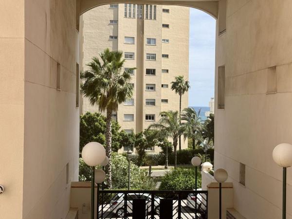 Sale of flat in Piso en Calle del Naranjo, Puerto de Estepona, Estepona, Estepona
 photo 4