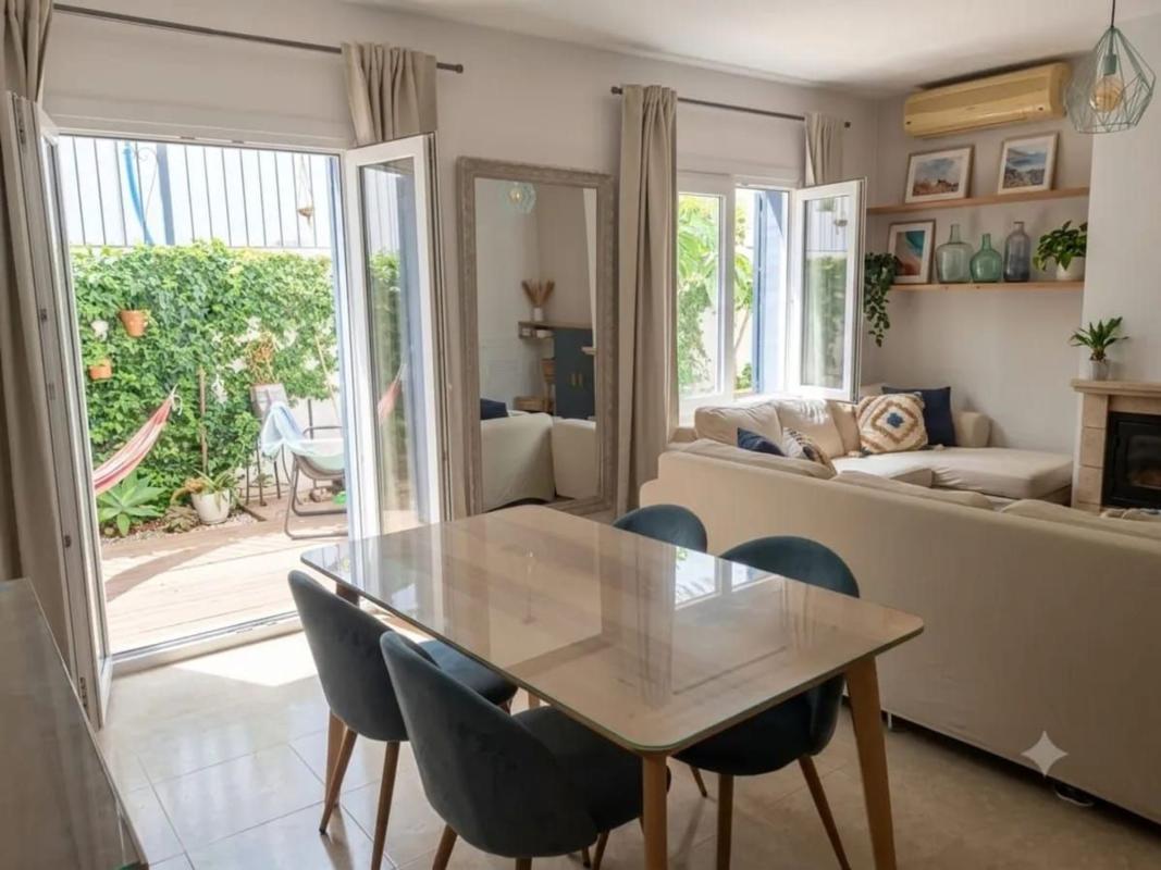 Продажа таунхауса в  Chalet adosado en Calle Manuel de Falla, Mollina , Моллина photo 3