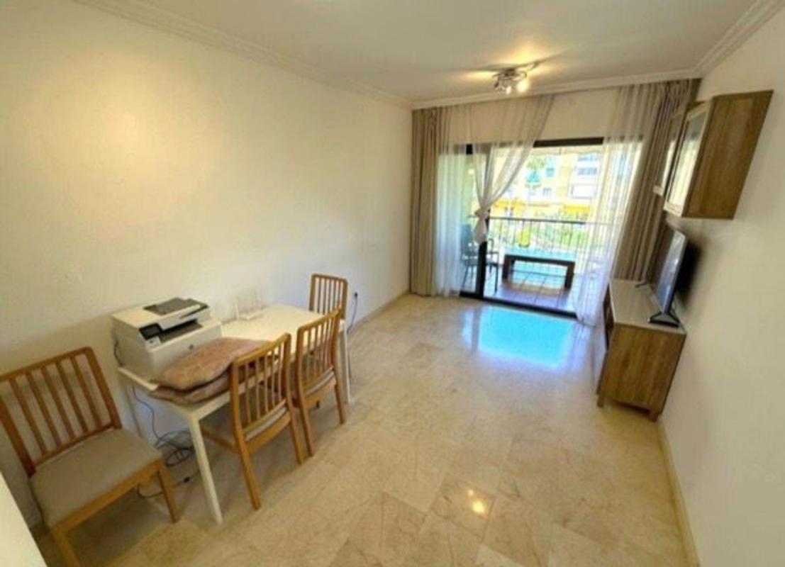 Venta de piso en Piso en Avenida de Barcelona, 4, Linda Vista-Nueva Alcántara-Cortijo Blanco, Marbella, Marbella
photo 2