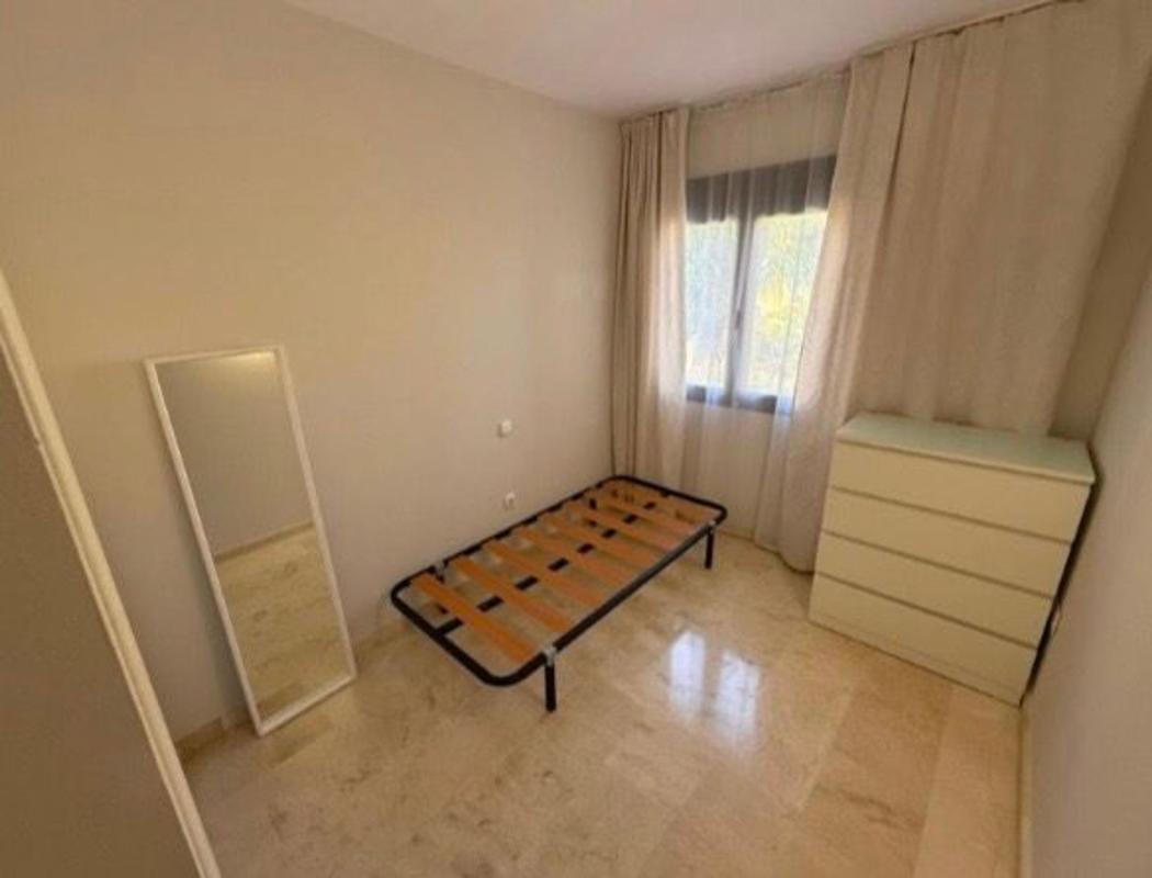 Venta de piso en Piso en Avenida de Barcelona, 4, Linda Vista-Nueva Alcántara-Cortijo Blanco, Marbella, Marbella
photo 3