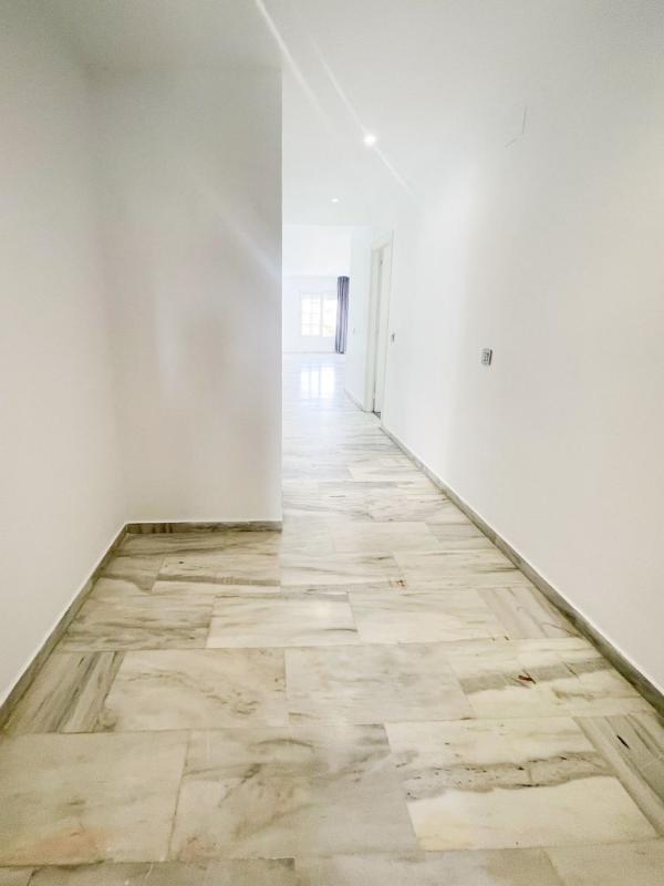 Venta de piso en Piso en Pernet s/n, Nueva Atalaya, Estepona, Estepona
photo 5