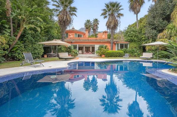 Casa o chalet independiente en Calle Casares, Sierra Blanca, Marbella photo 1