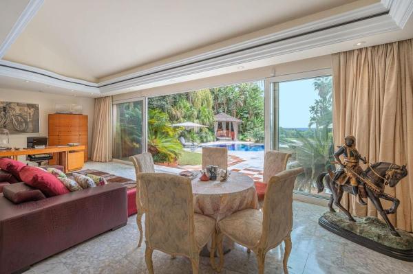 Casa o chalet independiente en Calle Casares, Sierra Blanca, Marbella thumbnail 3