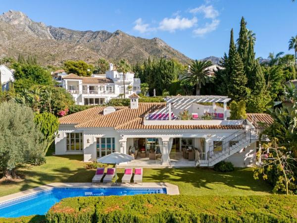 Casa o chalet independiente en Lugar Urbanizacion Sierra Blanca, Sierra Blanca, Marbella photo 1