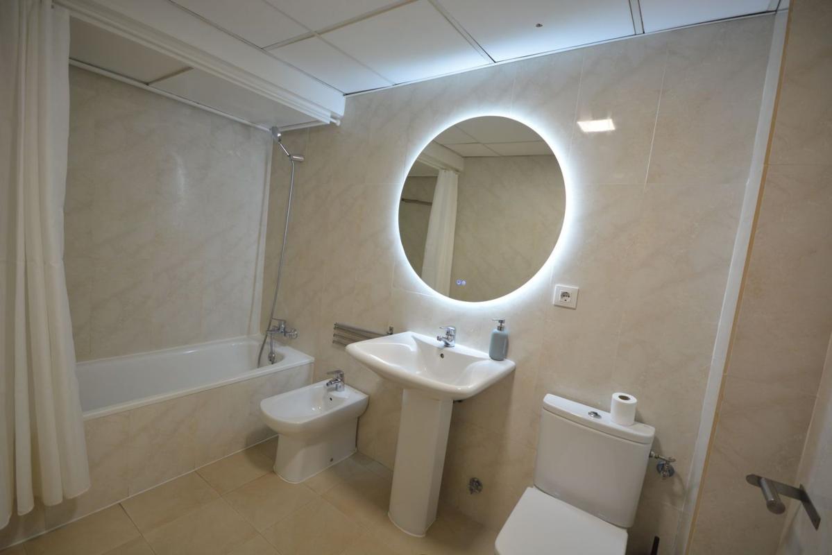 Venta de piso en Piso en Muelle Ribera (p Banus) s/n, Puerto Banús, Marbella, Marbella
photo 5