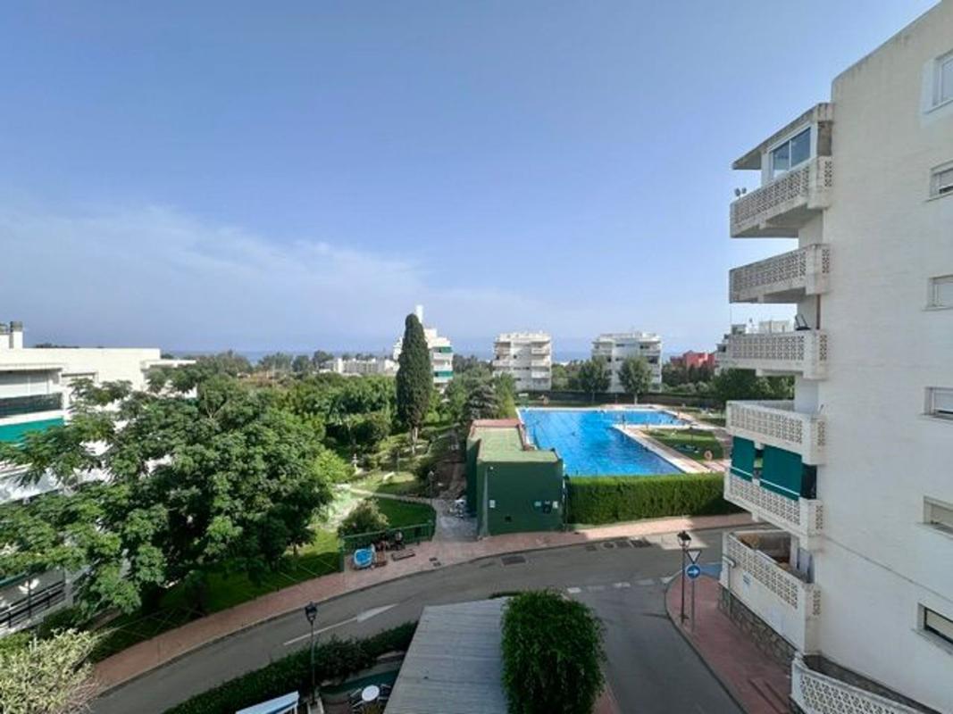 Venta de piso en Piso en Calle Tientos s/n, Sotoserena, Estepona, Estepona
 photo 4