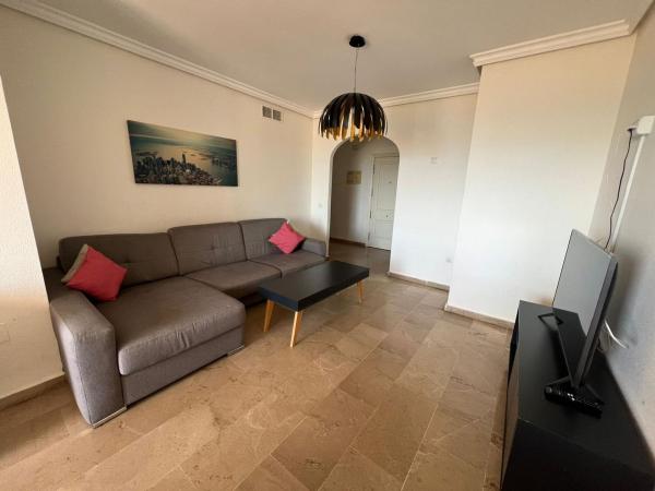 Sale of flat in Piso en Avenida del Carmen, Puerto de Estepona, Estepona, Estepona
thumbnail 2