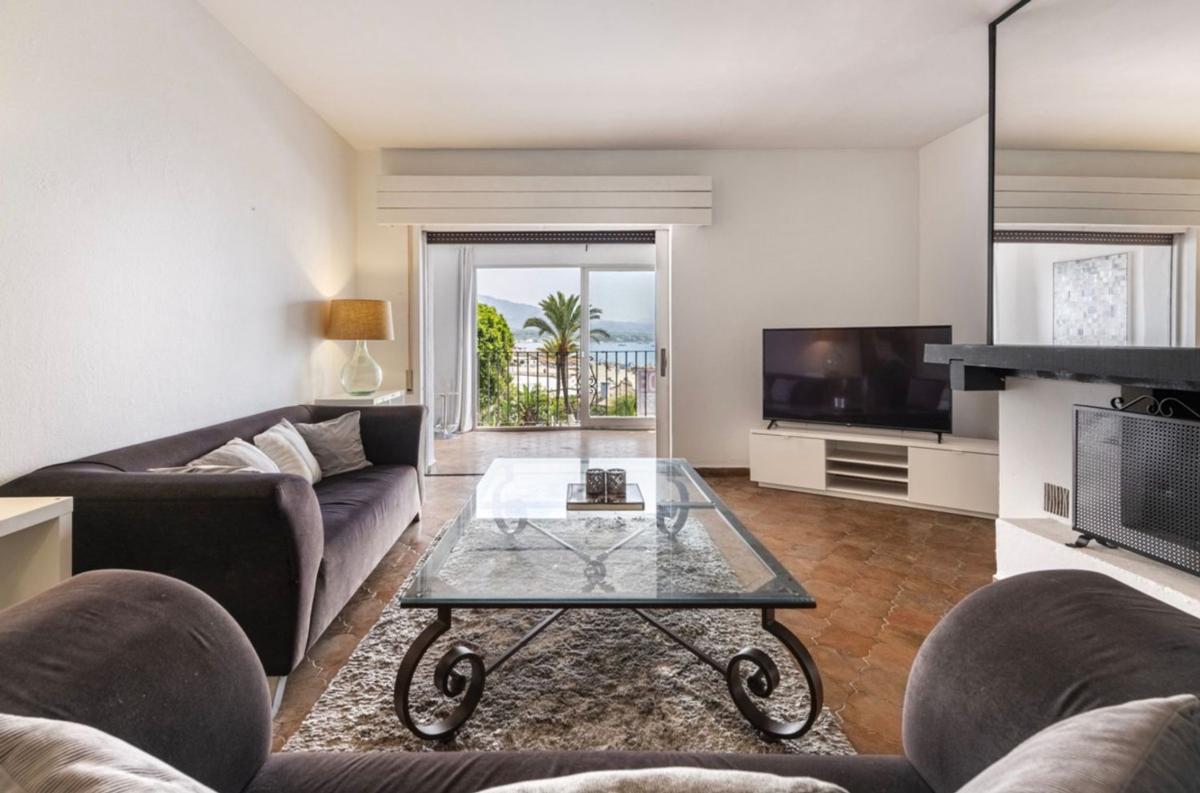 Venta de piso en Piso en Muelle Ribera (p Banus), Puerto Banús, Marbella, Marbella
photo 2