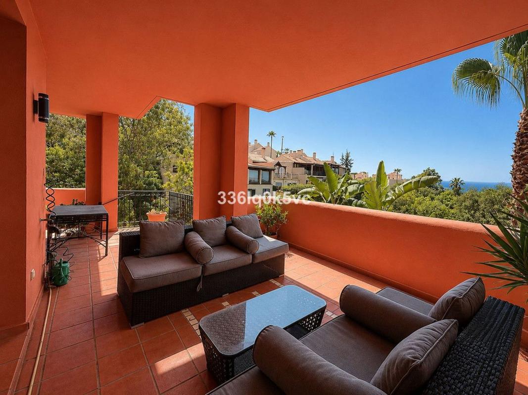 Venta de piso en Piso en Urbanizacion Puerto de los Almendros, Los Arqueros-Puerto del Almendro, Benahavís, Benahavís
photo 2