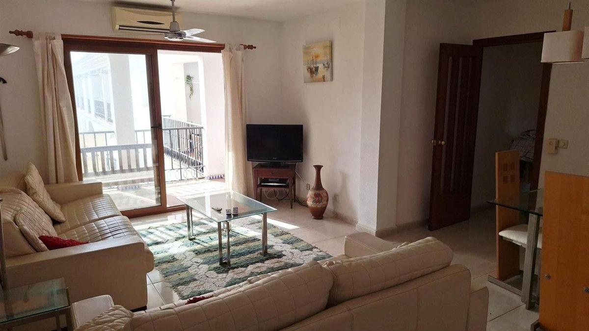 Sale of apartment in Piso en Calle Cigala, Puerto de la Duquesa, Manilva, Manilva
photo 4
