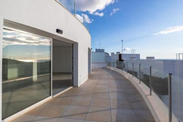 Duplex en venta en Dúplex en Calle del Faisán, Alto de los Monteros, Marbella, Marbella thumbnail 3