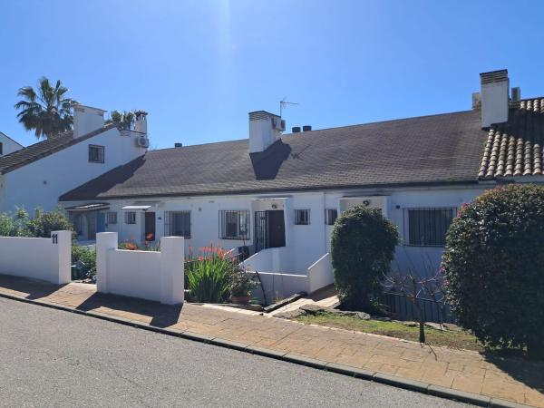 Casa o chalet independiente en Seghers, Estepona thumbnail 3