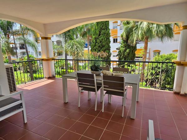 Venta de piso en Piso en Del Angel-nva Andalucia, 109, La Dama de Noche-La Alzambra, Marbella, Marbella
 photo 1