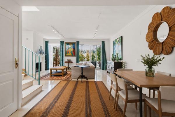 Chalet adosado en Guadalmina Alta, Marbella thumbnail 3