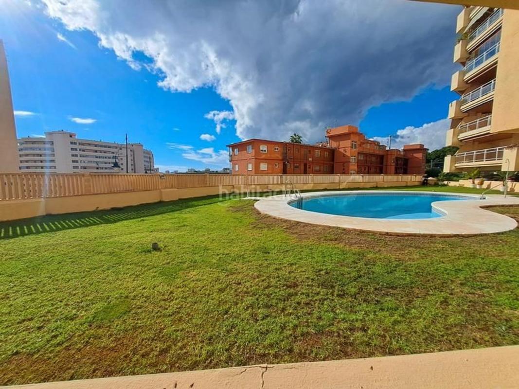Venta de piso en Piso en Avenida Carvajal, Torreblanca del Sol, Fuengirola, Fuengirola
 photo 2