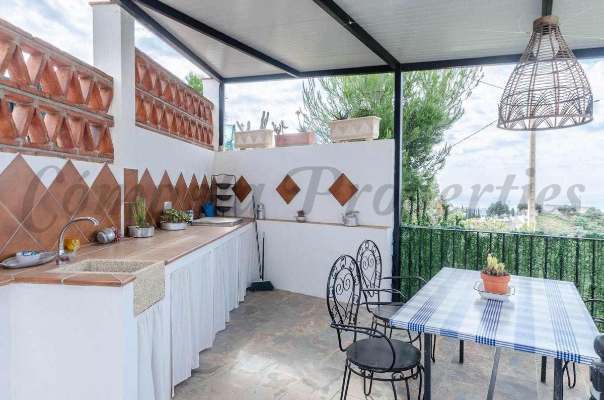 Propiedades en venta y alquiler en España photo 2