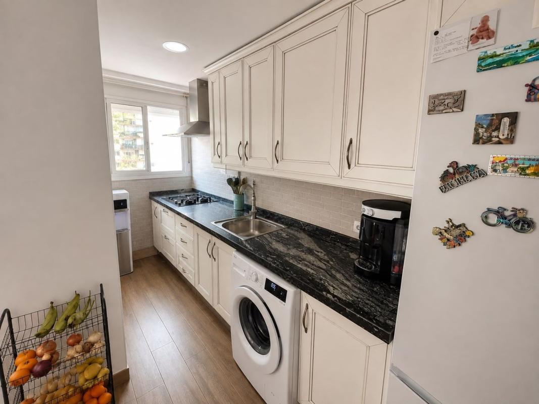 Venta de piso en Piso en Calle Huelva, Centro Ciudad, Fuengirola, Fuengirola
photo 4