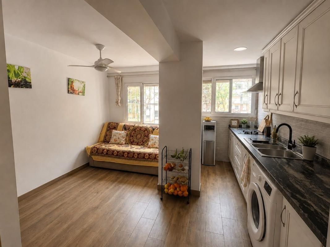 Venta de piso en Piso en Calle Huelva, Centro Ciudad, Fuengirola, Fuengirola
photo 5