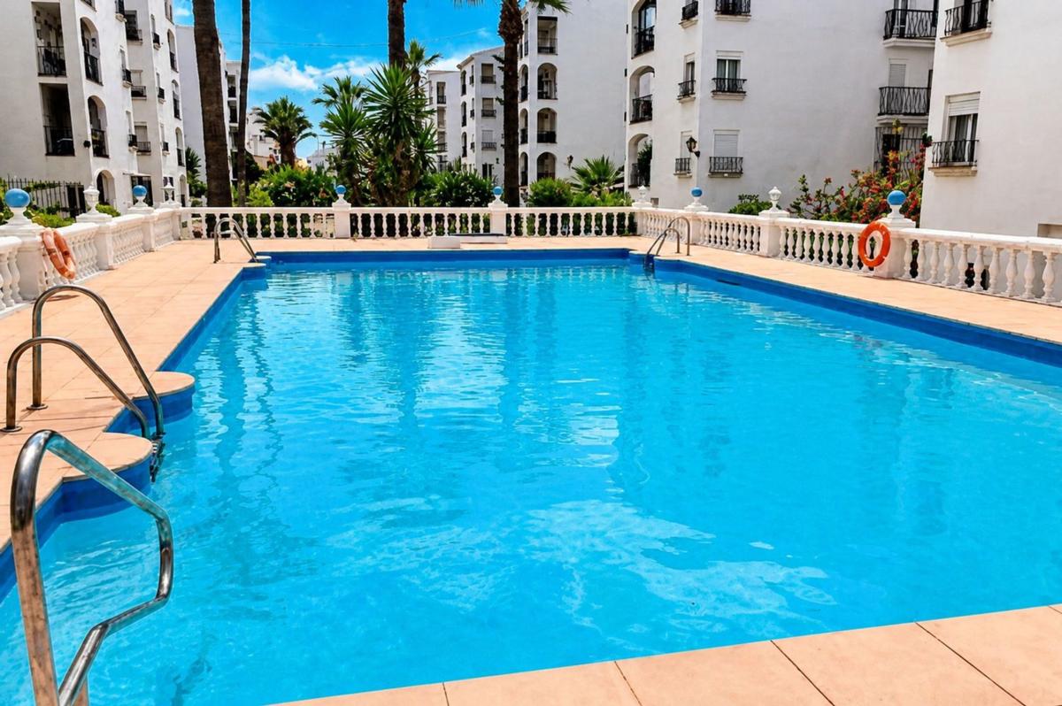 Venta de piso en Piso en Calle Duquesa de Arcos, San Luis de Sabinillas, Manilva, Manilva
photo 3