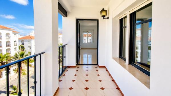 Продажа квартиры на Piso en Calle Duquesa de Arcos, San Luis de Sabinillas, Manilva, Манильва
 photo 4