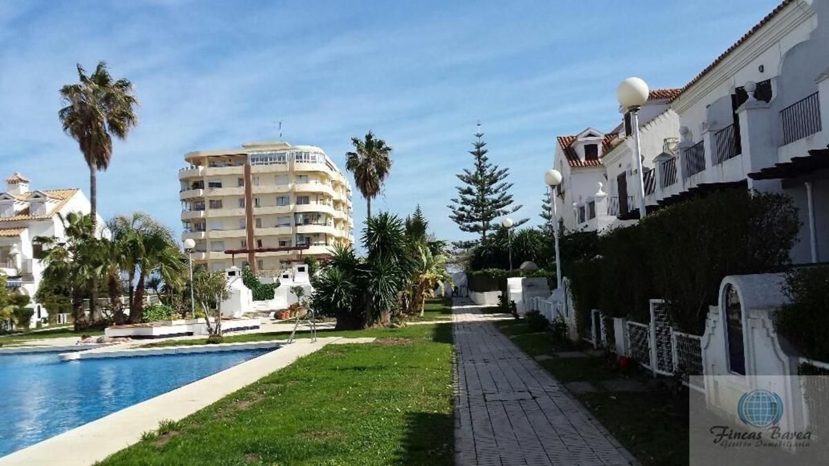 Sprzedaż poddasza w Ático en Zona Sohail, Fuengirola, Fuengirola photo 4