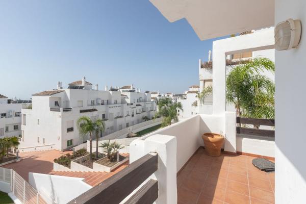 Продажа квартиры на Piso en Calle Villa Borghese, Valle Romano Golf, Estepona, Эстепона
photo 1