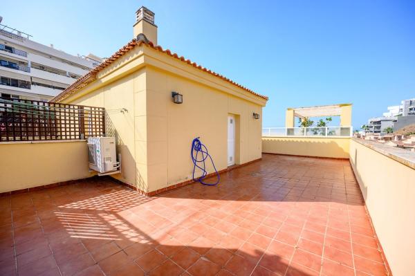 Duplex na sprzedaż w Dúplex en Avenida Estrella del Mar, 14, Zona Centro Comercial Torrequebrada, Benalmádena, Benalmádena photo 2