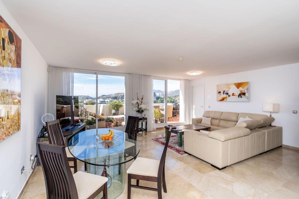 Venta de piso en Piso en Urbanizacion Puerto de los Almendros, Los Arqueros-Puerto del Almendro, Benahavís, Benahavís
photo 4